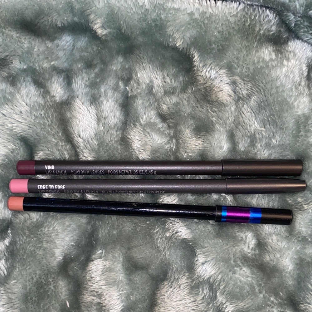 MAC lipliner bundle